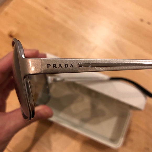 PRADA Men's Silver 'SPR53L' Pilot Sunglasses - Picture 13 of 14